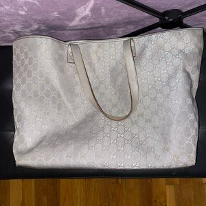 Sliver Gucci bag